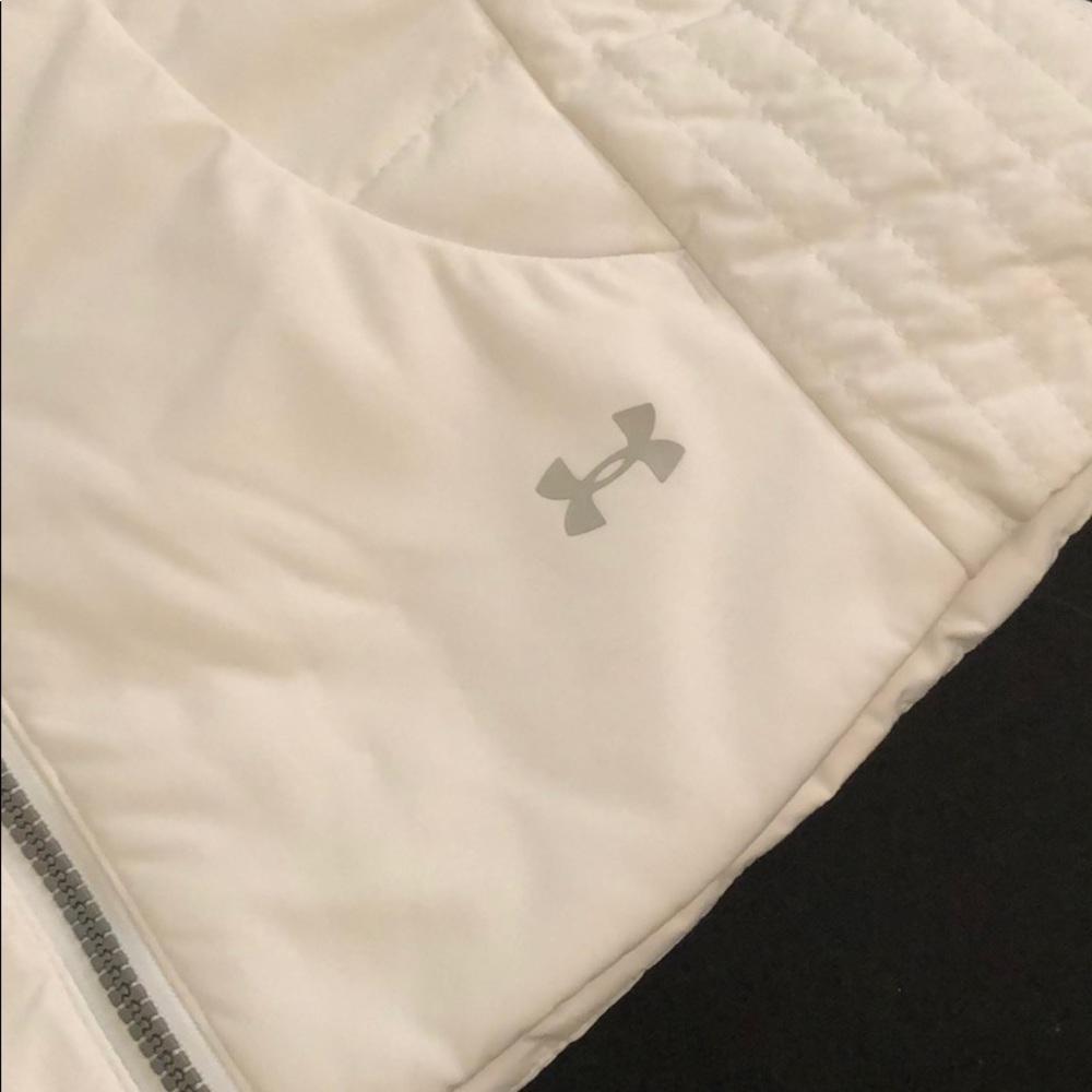 Vest - Picture 2 of 4